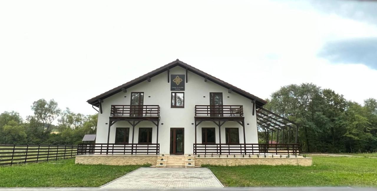 Casa Cu Flori Maramures Baia Mare Exterior photo